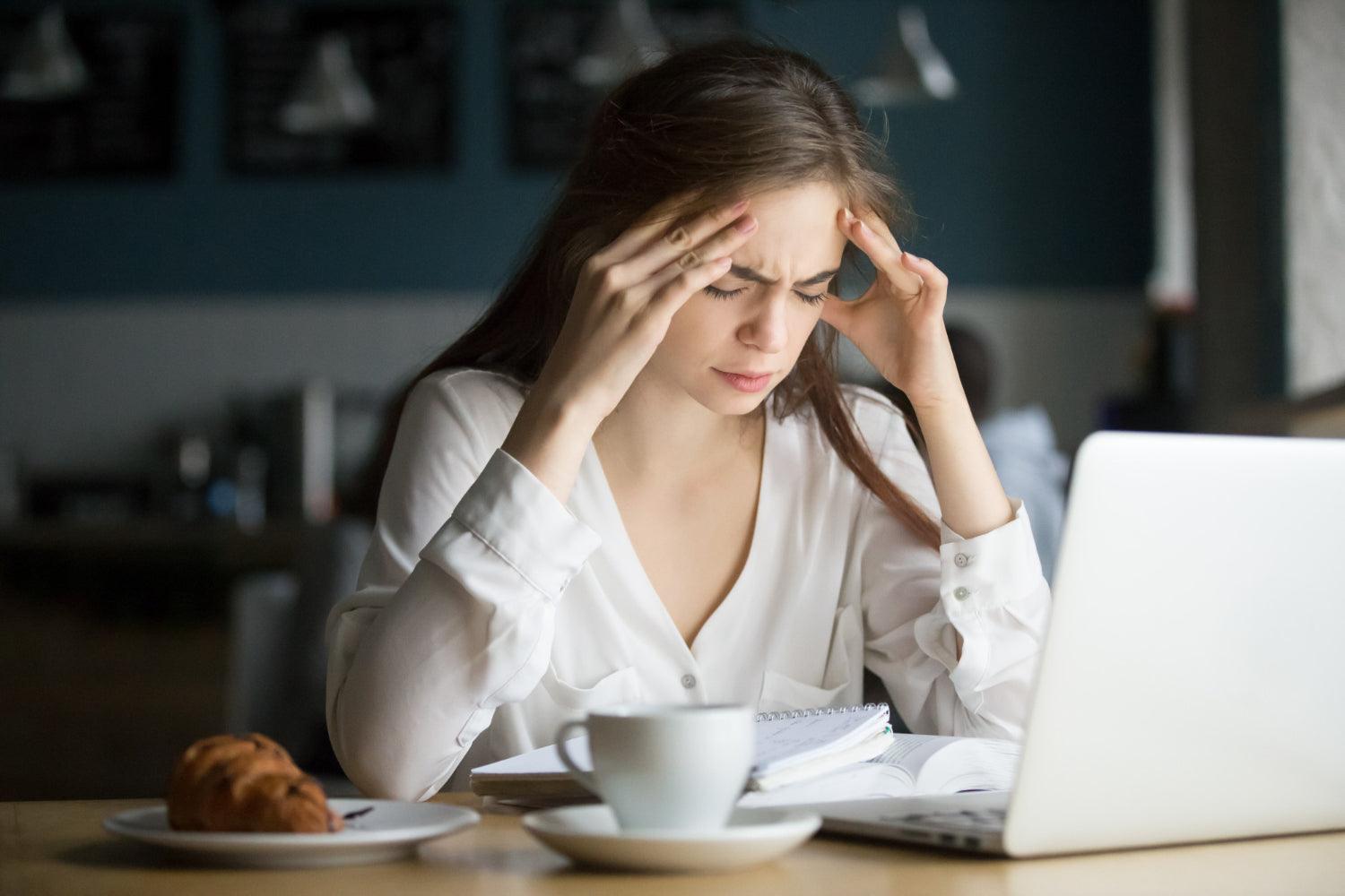 Queda de cabelo por estresse: será que é o seu caso?